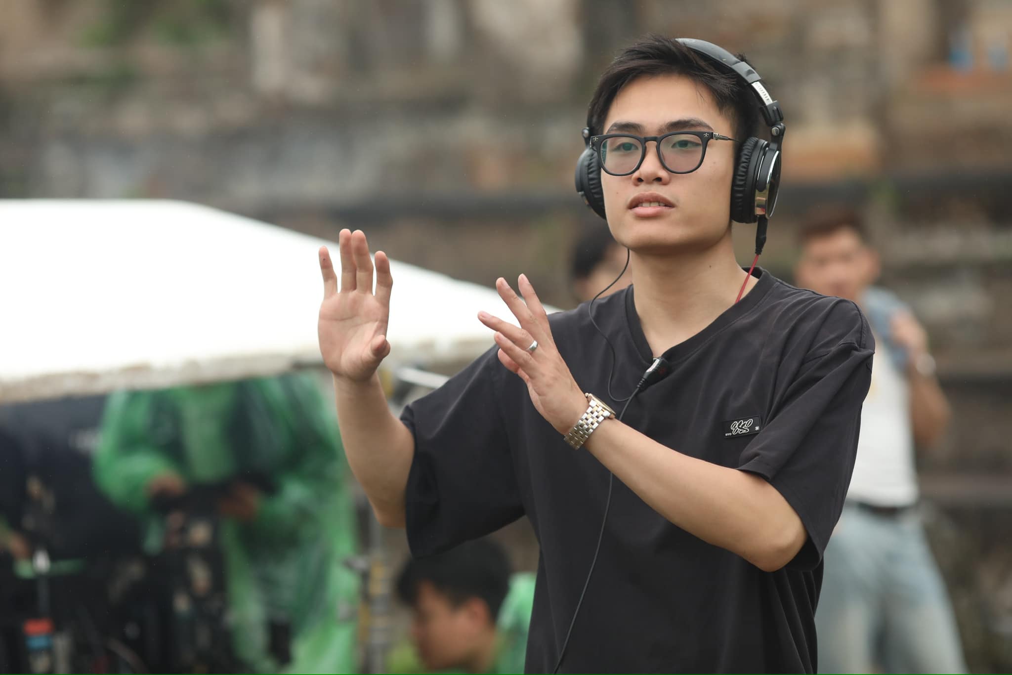 Nghệ sĩ Trà My vào vai “sa cơ lỡ vận” trong bộ phim do chính con trai đạo diễn- Ảnh 6.