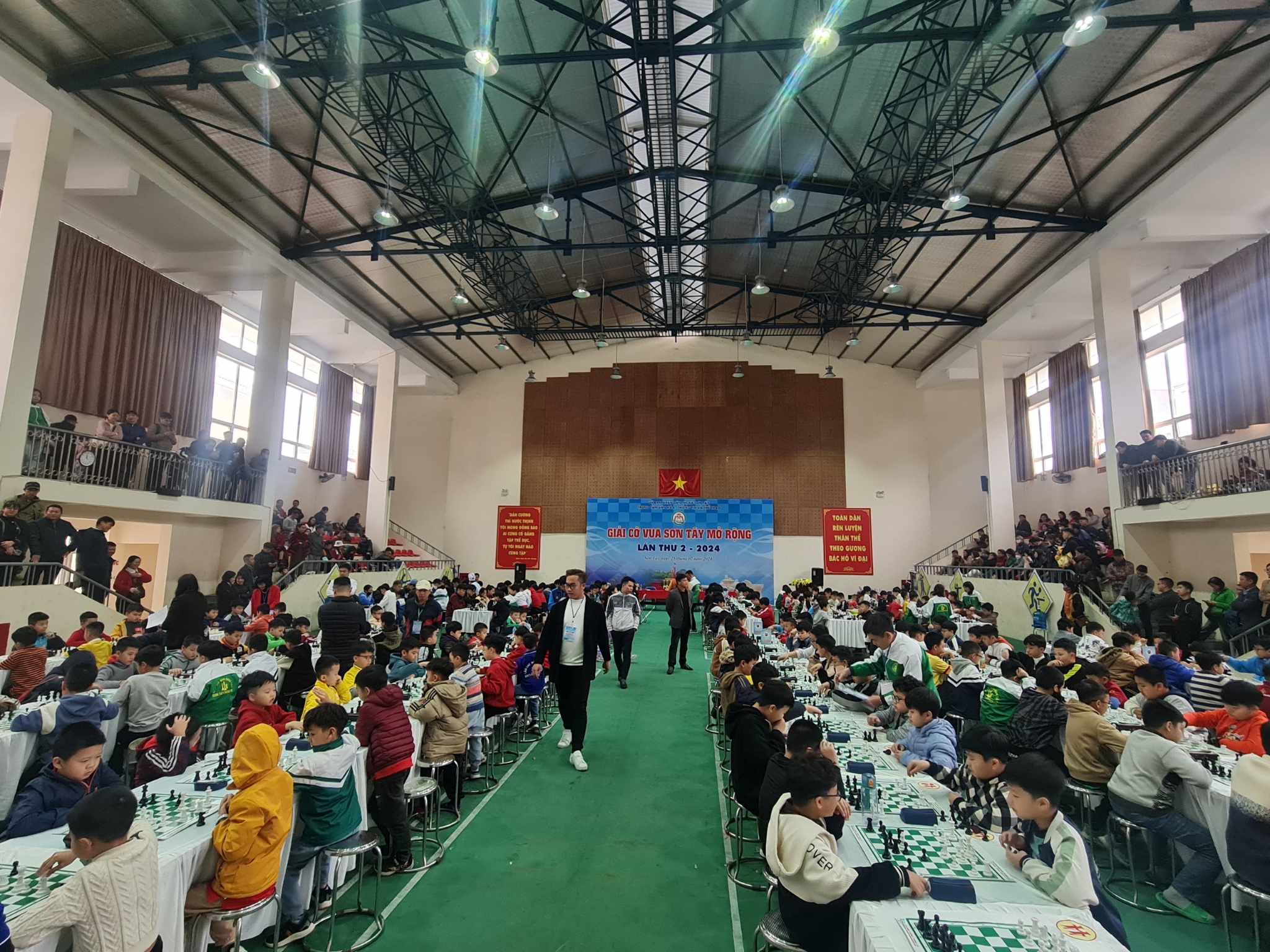 10 tỉnh, thành, trường Đại học dự Giải cờ vua Sơn Tây mở rộng lần thứ hai năm 2024 - Ảnh 1.