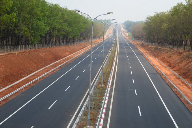 TP.HCM sẽ có hàng chục đường cao tốc, đường vành đai, đường sắt kết nối khu vực      - Ảnh 3.