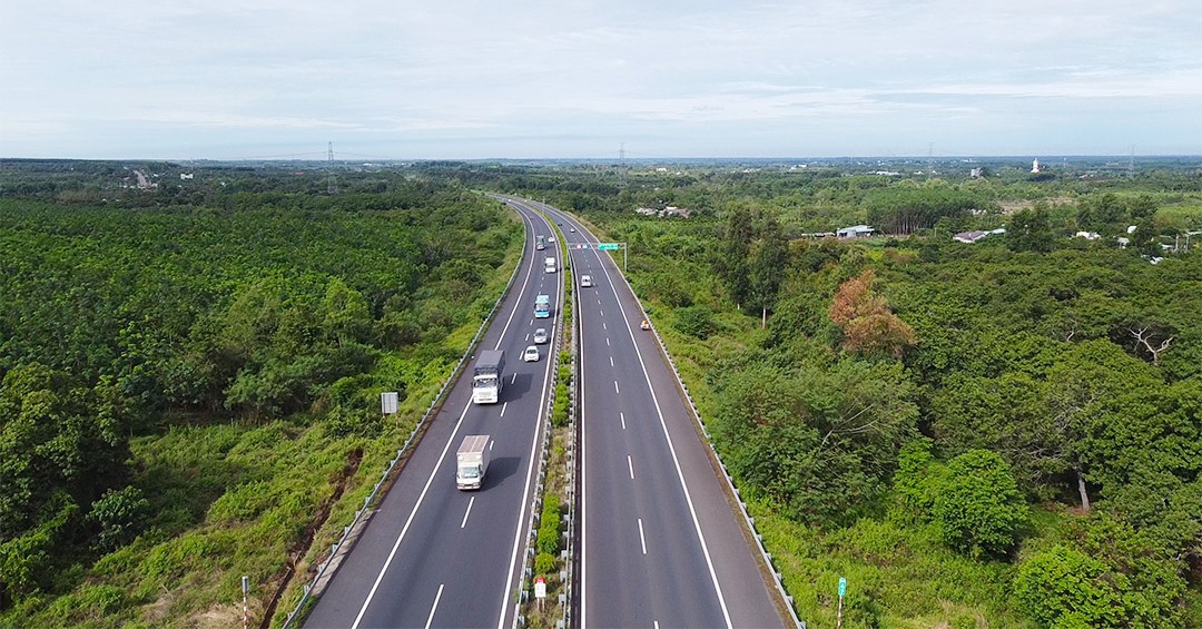 TP.HCM sẽ có hàng chục đường cao tốc, đường vành đai, đường sắt kết nối khu vực      