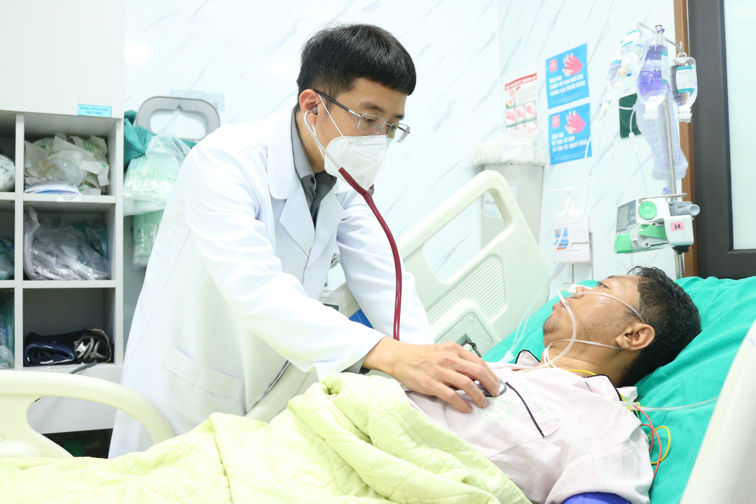 "6 cần, 3 không" khi có người nghi ngờ đột quỵ để cứu tính mạng- Ảnh 1.