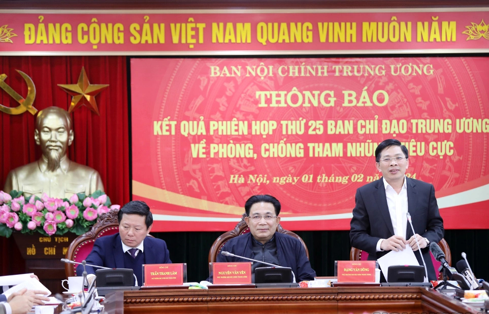 Chống tham nhũng, tiêu cực: Khuyến khích cán bộ tự giác nhận khuyết điểm, từ chức, xin thôi chức- Ảnh 1.