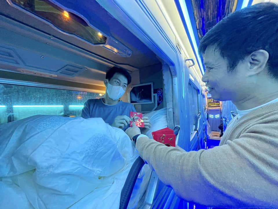 Hải Vân ra mắt xe Royal chất lượng 5 sao phục vụ người dân về quê đón Tết- Ảnh 5. Hải Vân ra mắt xe Royal chất lượng 5 sao phục vụ người dân về quê đón Tết- Ảnh 5.