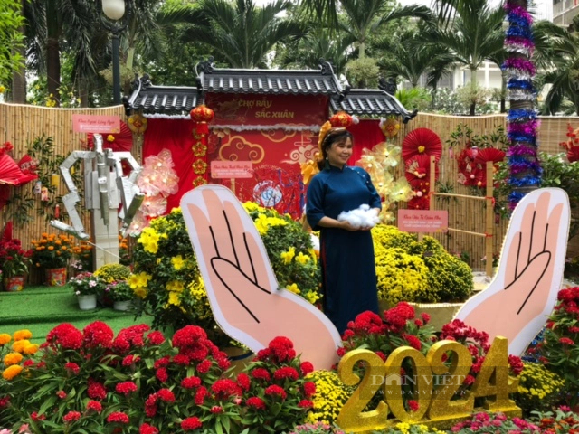 Đem mùa xuân yêu thương vào bệnh viện- Ảnh 4.