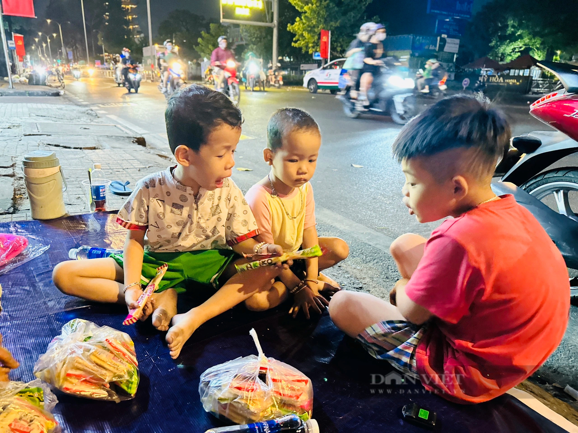 Tết trên vỉa hè của những người vô gia cư- Ảnh 4.