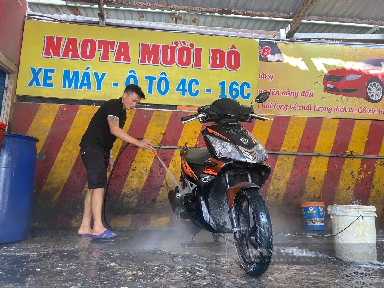 Khách đông nườm nượp chờ rửa xe đi chơi Tết dù giá tăng gấp đôi- Ảnh 5.