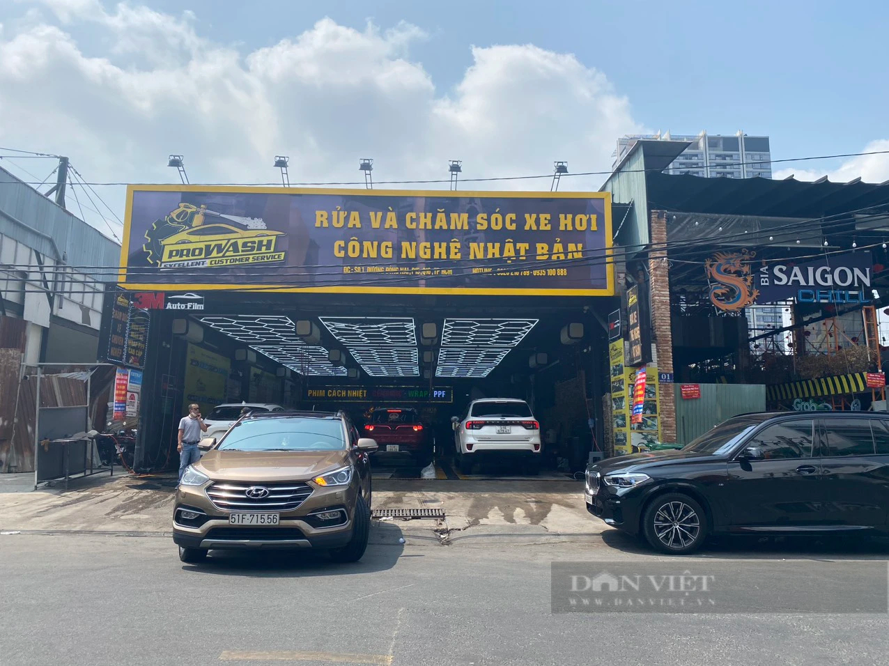 Khách đông nườm nượp chờ rửa xe đi chơi Tết dù giá tăng gấp đôi- Ảnh 7.
