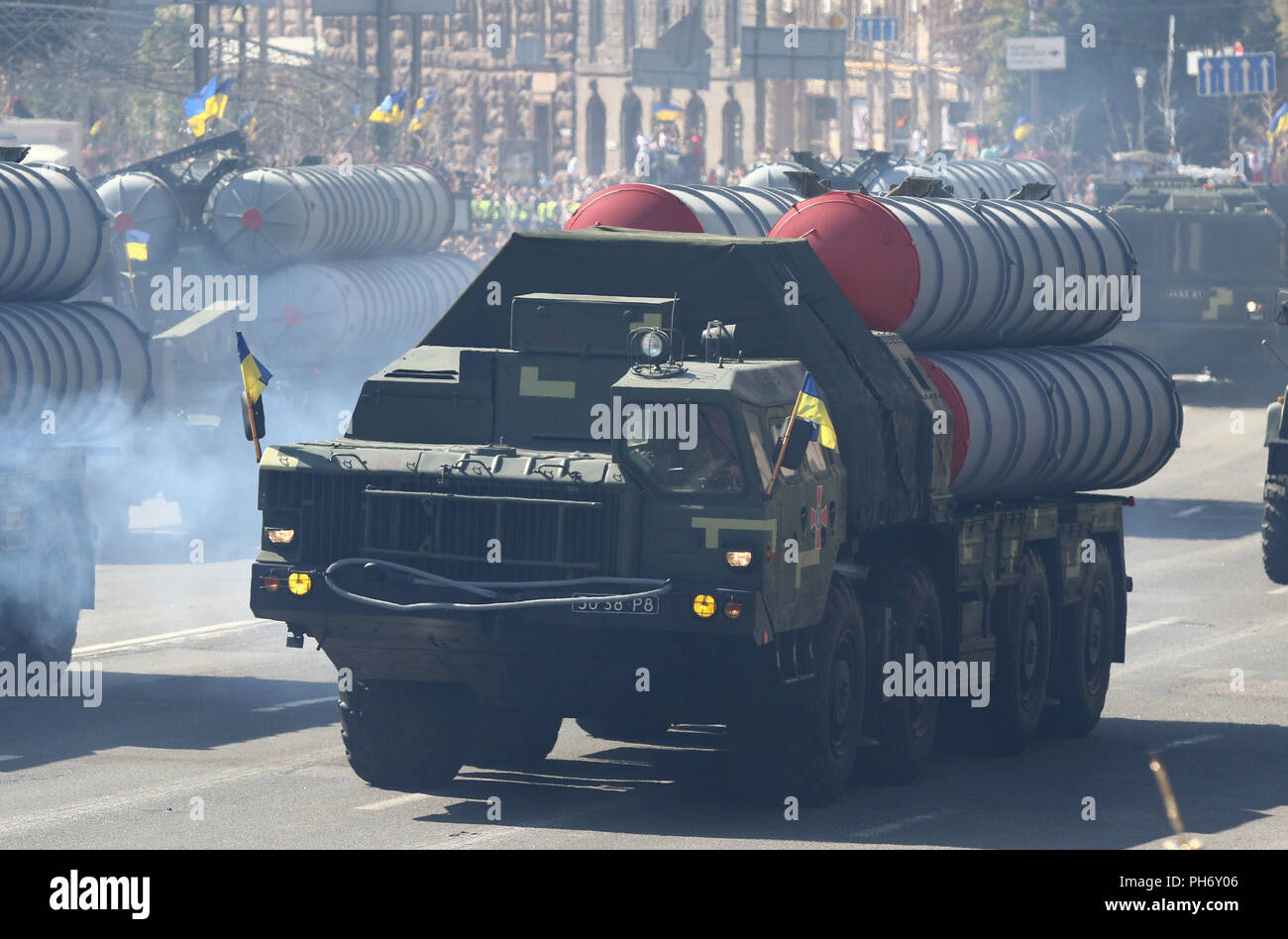 Nga phá hủy hệ thống phòng không S-300 của Ukraine- Ảnh 1.