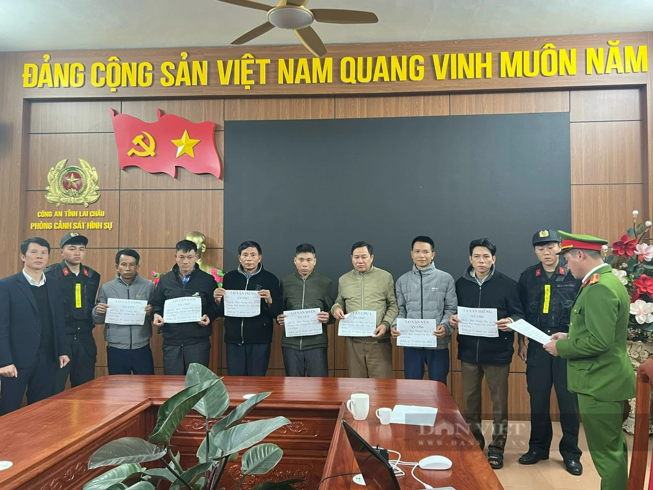 Vụ thanh niên tử vong khi làm thuê cho đối tượng khai thác vàng trái phép, 7 đối tượng bị bắt giữ- Ảnh 1.