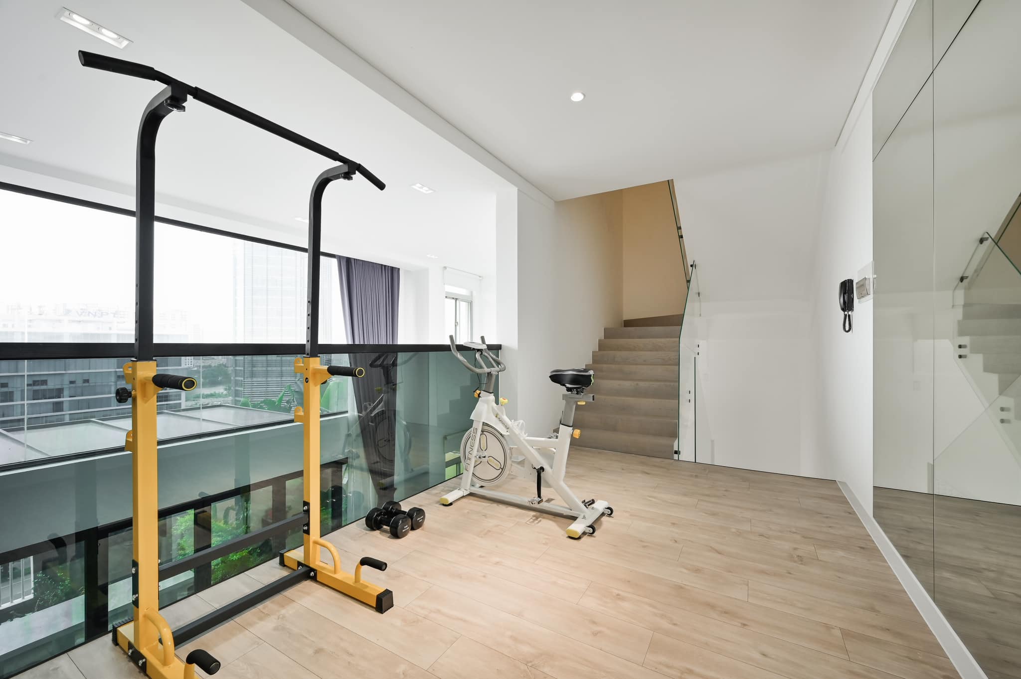 Penthouse rộng 500m2 theo phong cách tối giản - Ảnh 6.