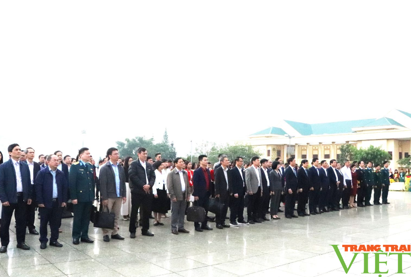 Hội nghị báo cáo viên Trung ương: Cơ hội để 63 tỉnh thành cả nước học hỏi, trao đổi kinh nghiệm thực tiễn- Ảnh 2.