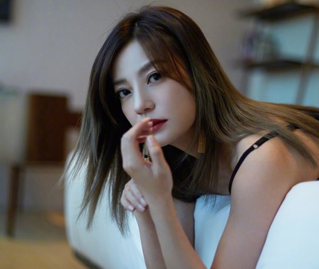 Triệu Vy ly hôn, tìm đường trở lại làng giải trí Hoa ngữ- Ảnh 1.