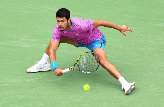 Carlos Alcaraz: Hoàn thiện hơn cả Rafael Nadal?- Ảnh 1.