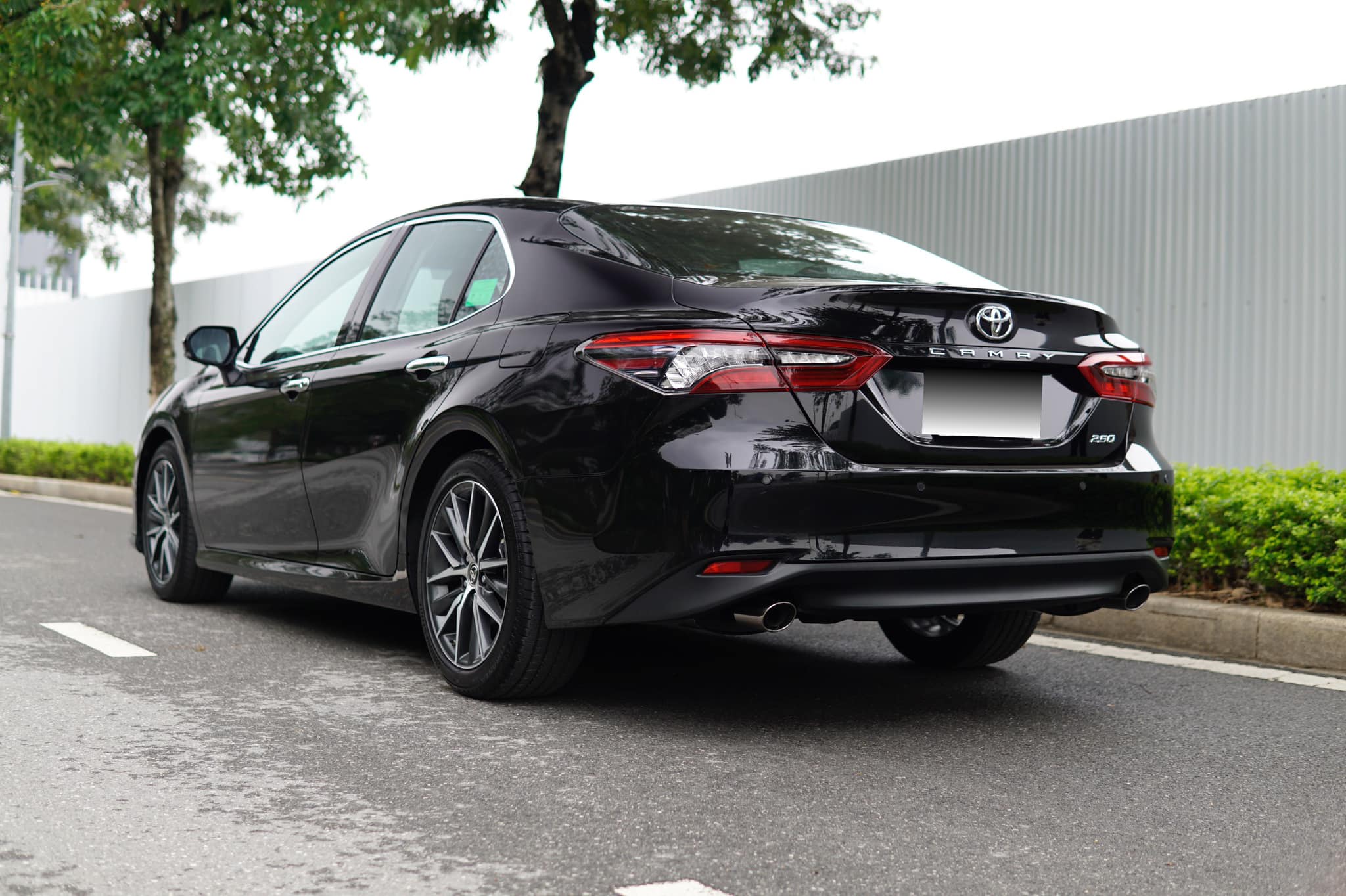 Liên tục hạ giá, Toyota Camry 2024 cũ vẫn khó tìm thấy người mua- Ảnh 3.