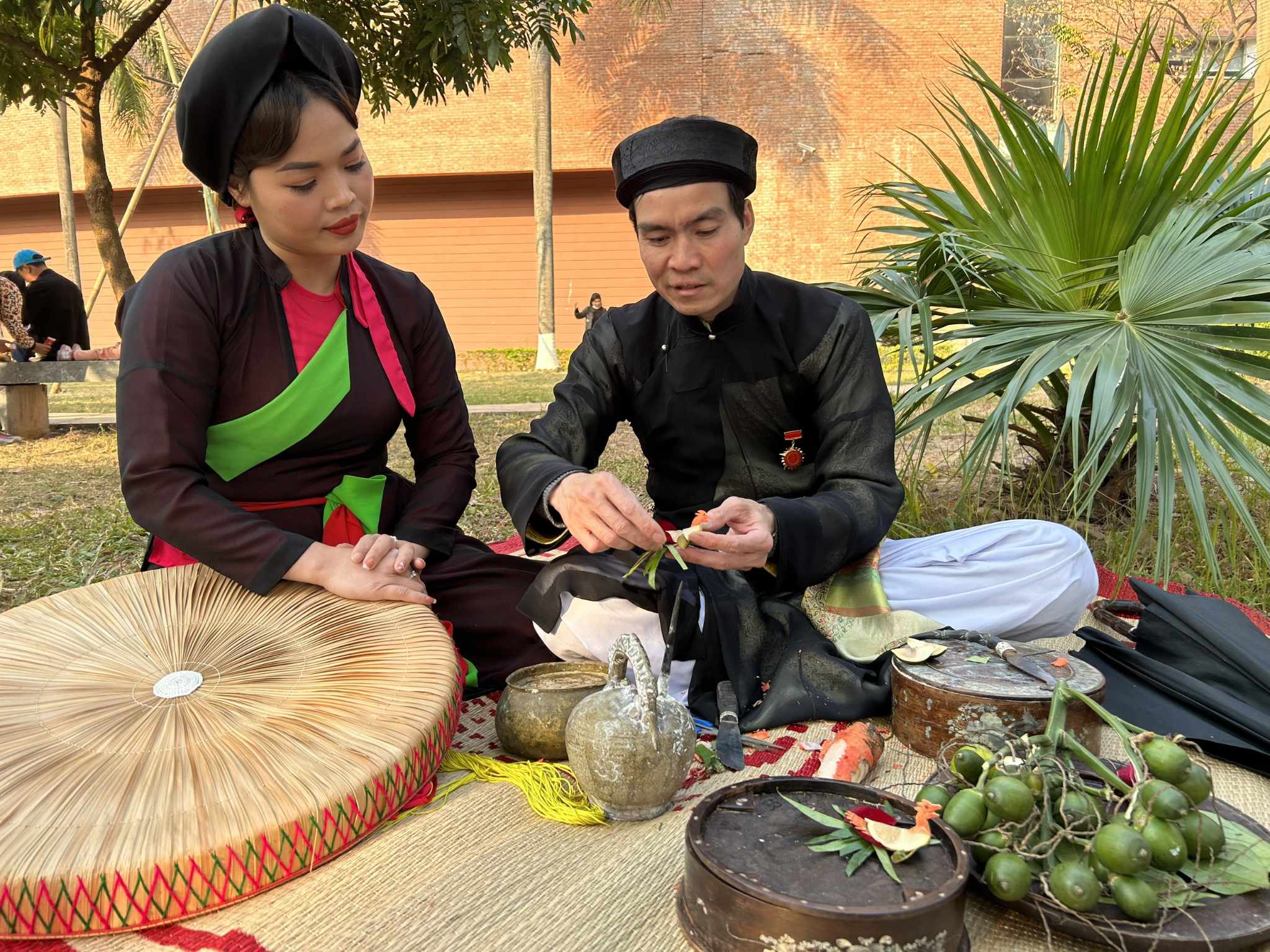 Liền anh làng Hoài Trung hơn 30 năm tìm và lưu giữ cả “xác” và “hồn” Quan họ- Ảnh 8.