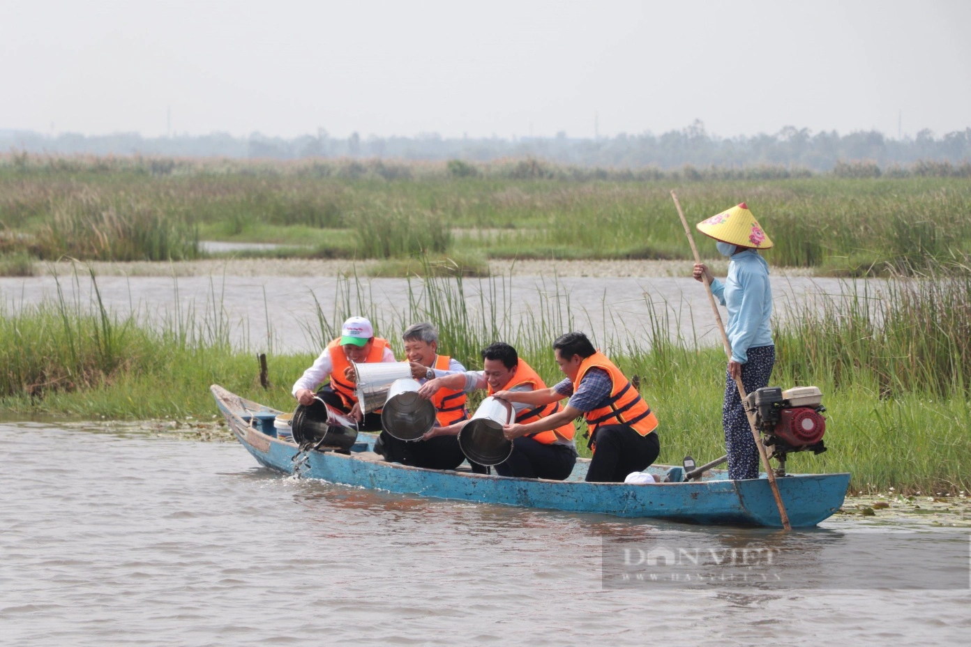 Thành phố nào của Quảng Nam nói không với xung điện tận diệt thủy sản, săn bắt các loài chim hoang dã?- Ảnh 3.