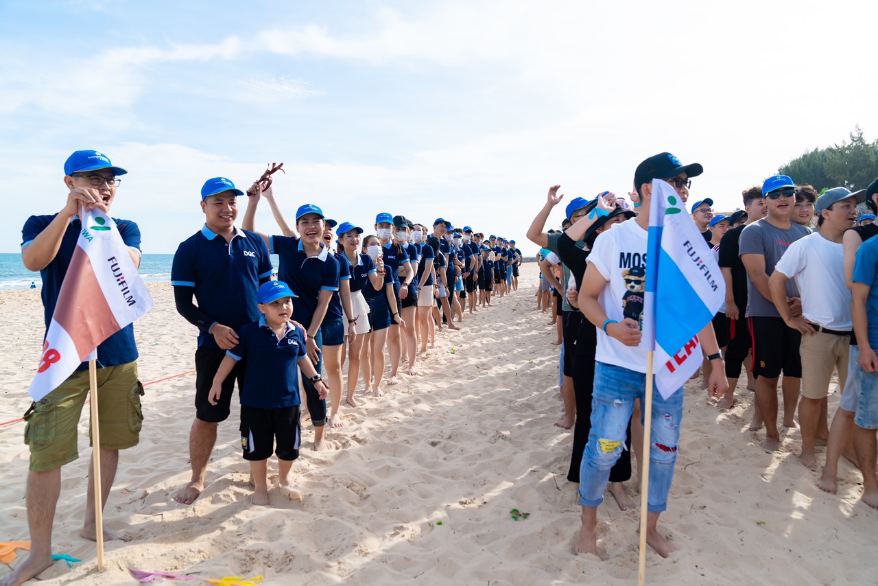 Một công đôi chuyện: Doanh nghiệp đưa nhân viên ra Vũng Tàu, Phan Thiết vừa đi họp, vừa đi chơi- Ảnh 2.