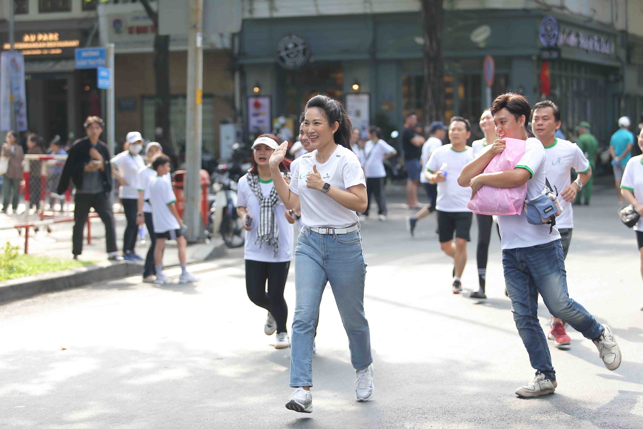 30.000 người TP.HCM cùng tham gia Ngày chạy Olympic- Ảnh 7.