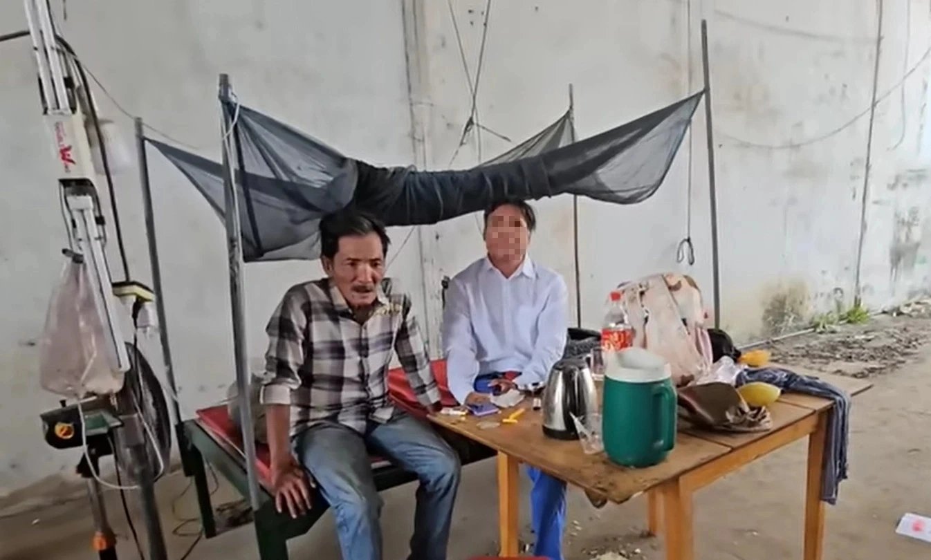 Thương Tín từng phải ngồi tù năm 15 tuổi vì dùng hung khí đánh người để bảo vệ em ruột- Ảnh 1.