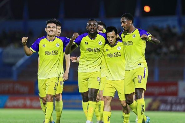 Thua Hà Nội FC, Khánh Hoà "ôm" luôn vị trí cuối bảng- Ảnh 2.