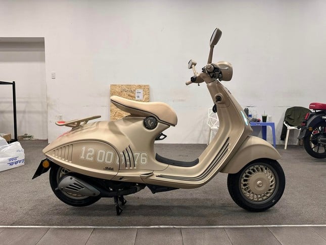 Vespa 946 phiên bản rồng giá tiền tỷ đầu tiên tại Việt Nam- Ảnh 3.