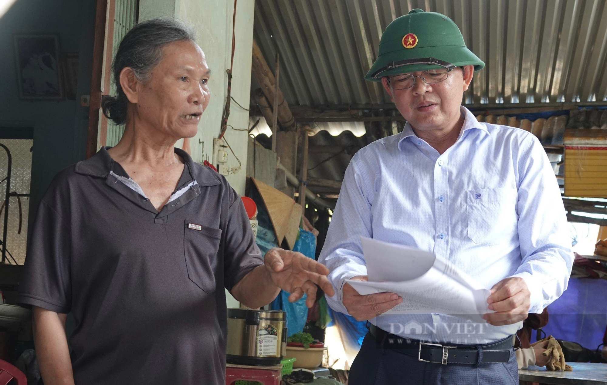 Cao tốc "vướng" mặt bằng, Bí thư Bình Định đến tận nhà vận động, dân rút đơn khiếu nại chỉ sau 3 ngày- Ảnh 1.