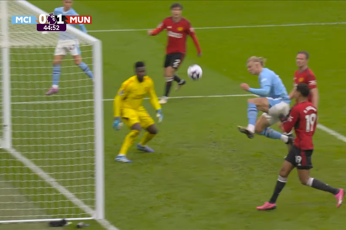 Haaland "bắn chim" trong trận derby Manchester, truyền thông Anh ngỡ ngàng- Ảnh 3.