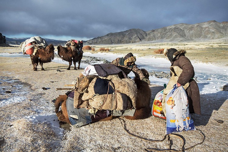 Cuộc sống du mục độc đáo của người Kazakhstan qua ảnh- Ảnh 8.
