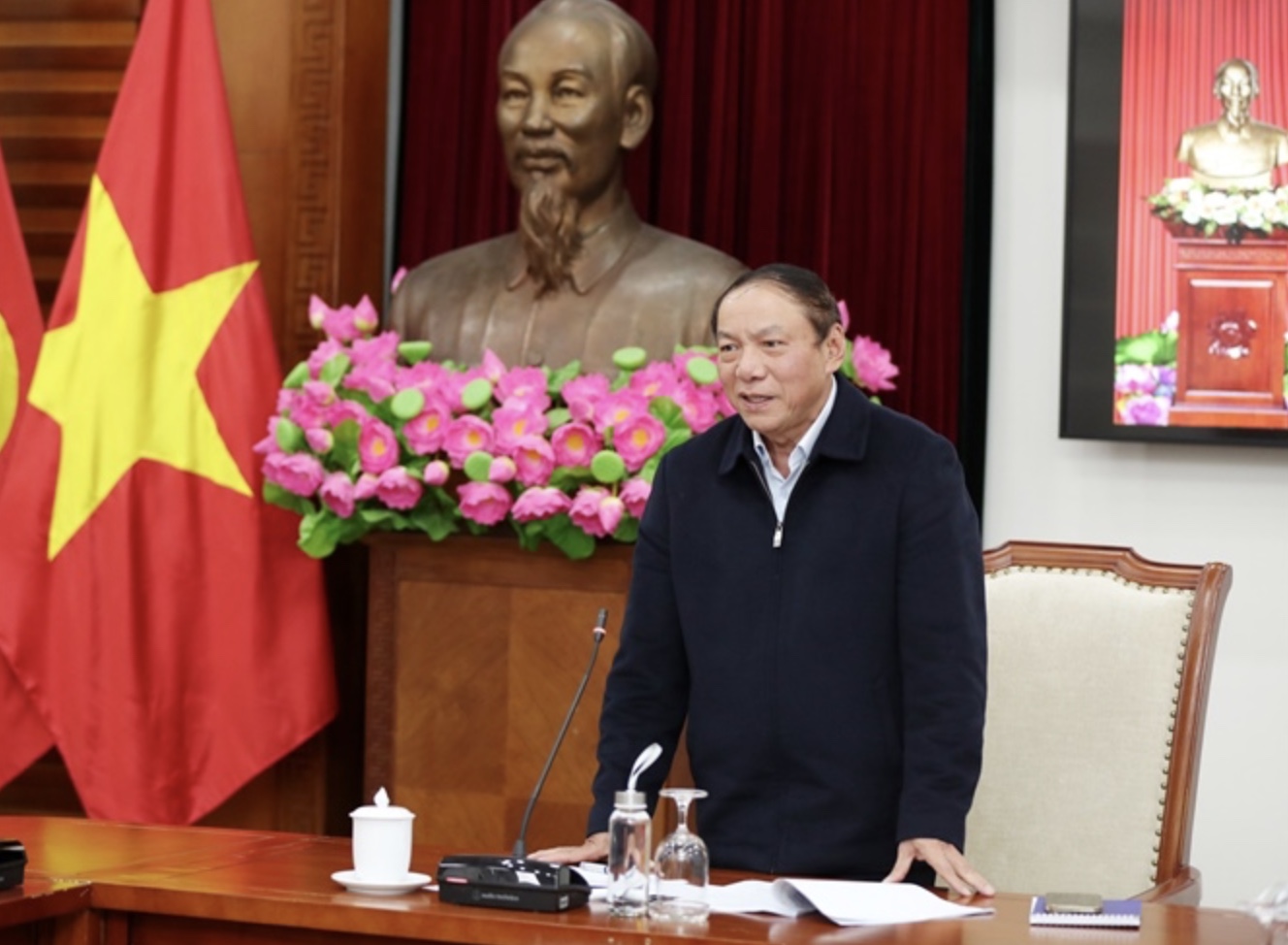 Sáng nay (6/3), lễ trao tặng danh hiệu Nghệ sĩ Nhân dân, Nghệ sĩ Ưu tú lần 10 diễn ra tại Hà Nội- Ảnh 1.