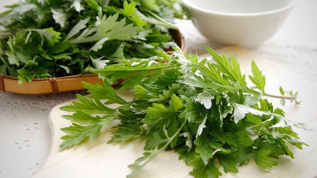 Thời tiết thất thường, nên ăn loại rau này để trị bệnh đau đầu và giảm đau xương khớp- Ảnh 1. Thời tiết thất thường, nên ăn loại rau này để trị bệnh đau đầu và giảm đau xương khớp- Ảnh 1.