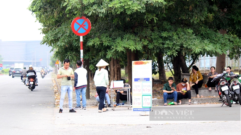 Nhiều doanh nghiệp ở Bình Dương vẫn căng mình tuyển dụng lao động- Ảnh 5.