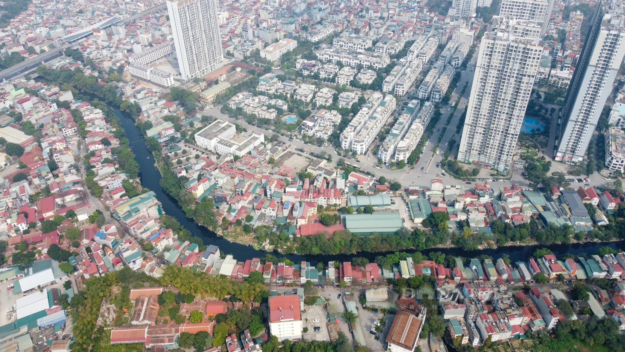 Hiện trạng dự án cầu vượt sông Nhuệ bị Hà Nội đưa vào "tầm ngắm"- Ảnh 1.