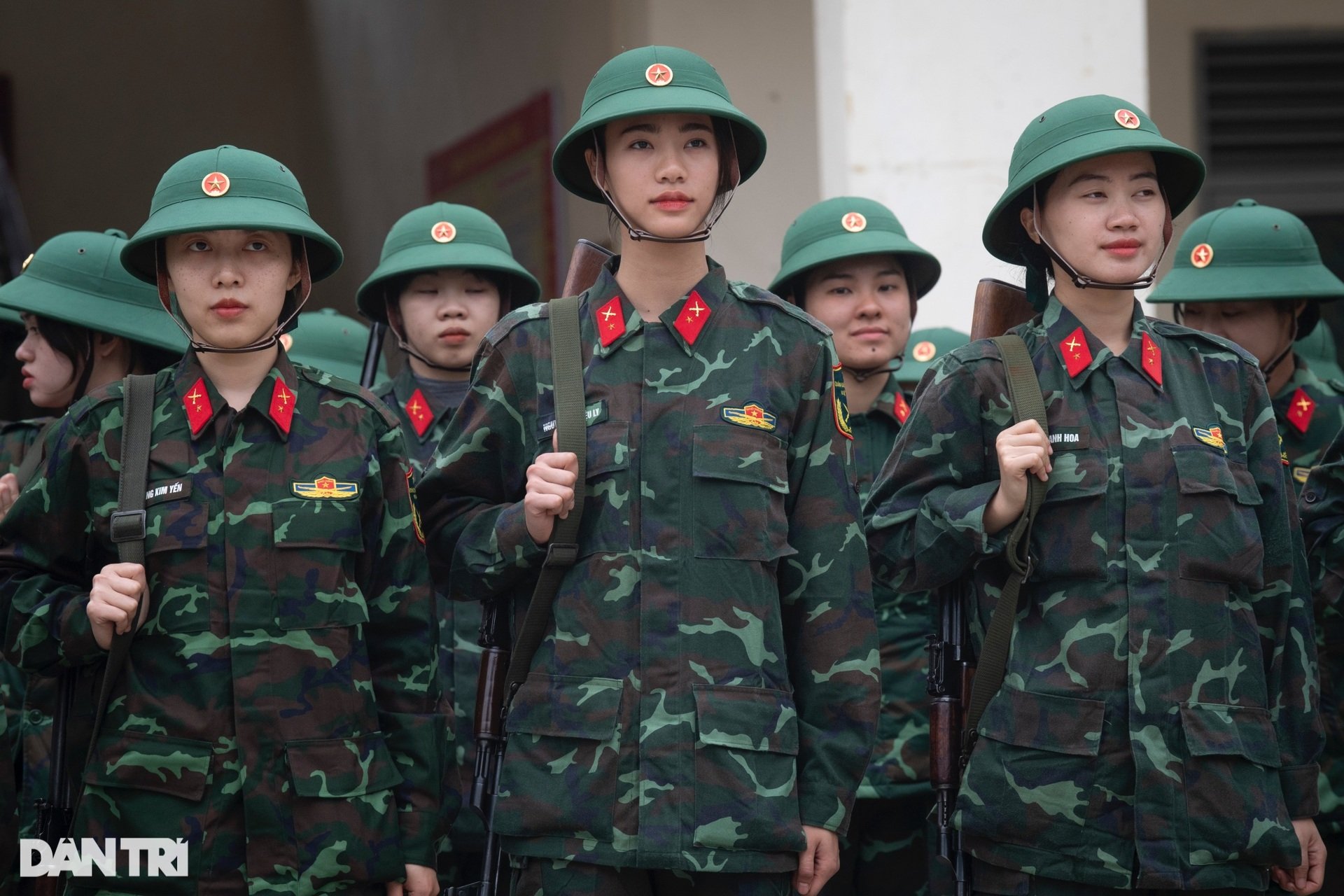 Lời chúc 8/3 của mẹ và sinh nhật đáng nhớ của nữ tân binh Bộ Tư lệnh Thủ đô- Ảnh 10.