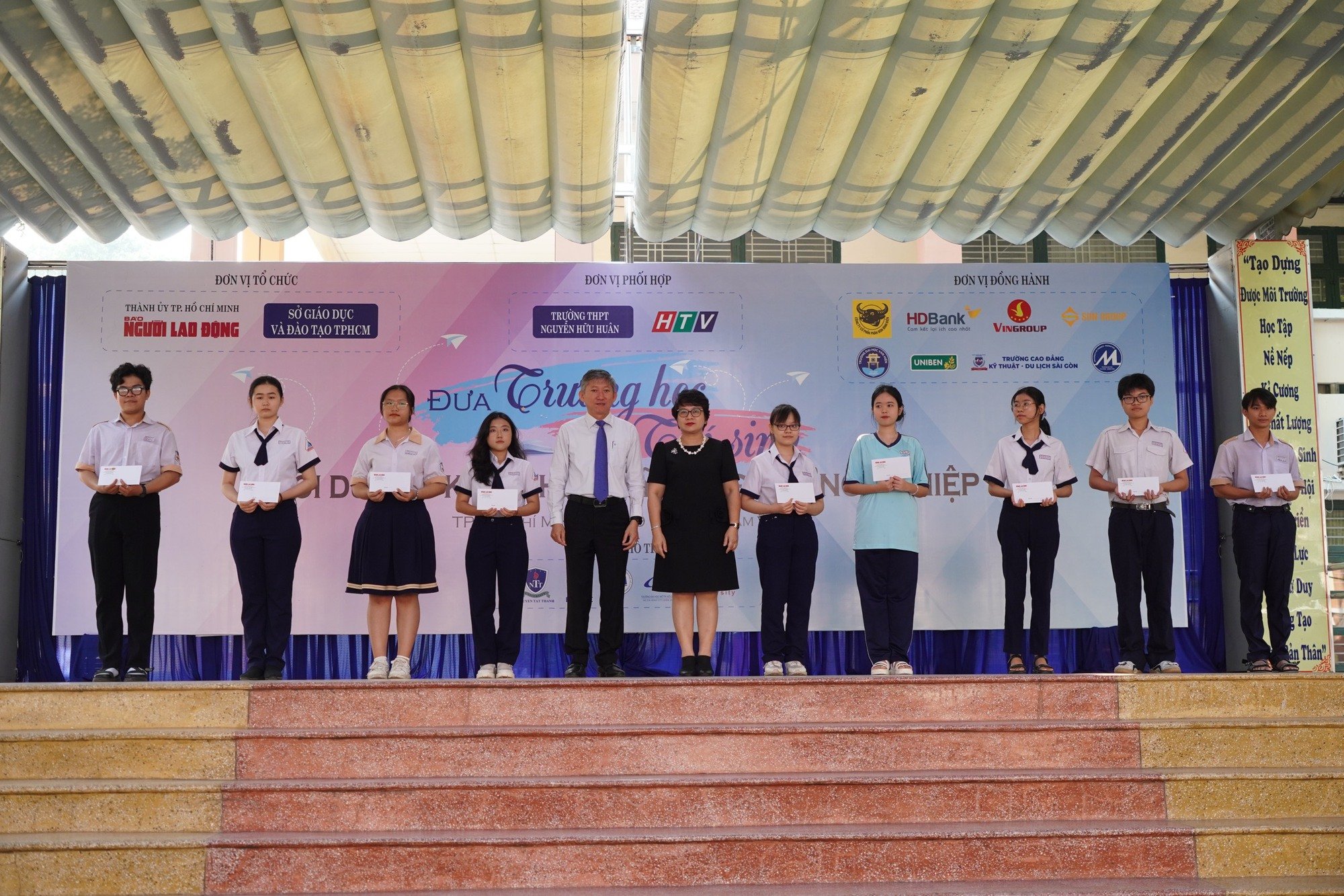 Báo Người Lao Động khai mạc chương trình 