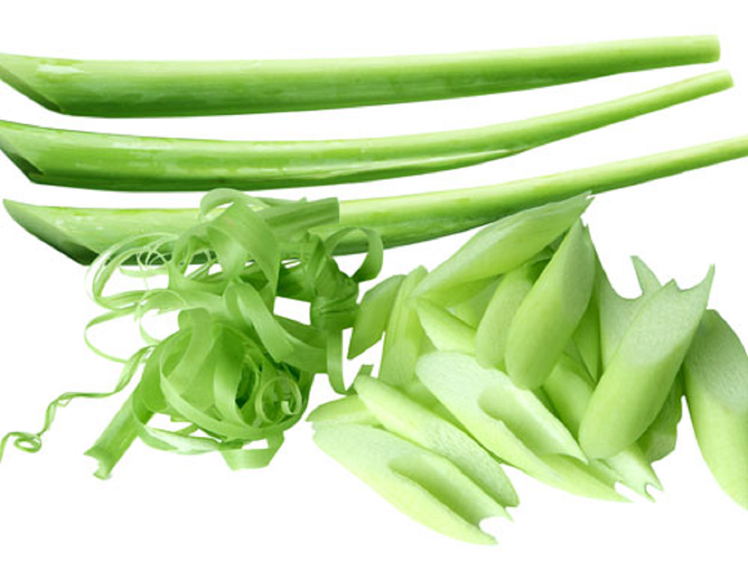 Không ngờ loại rau dại xưa hay cho lợn ăn, "lên đời" đặc sản 350.000 đồng/kg- Ảnh 1.