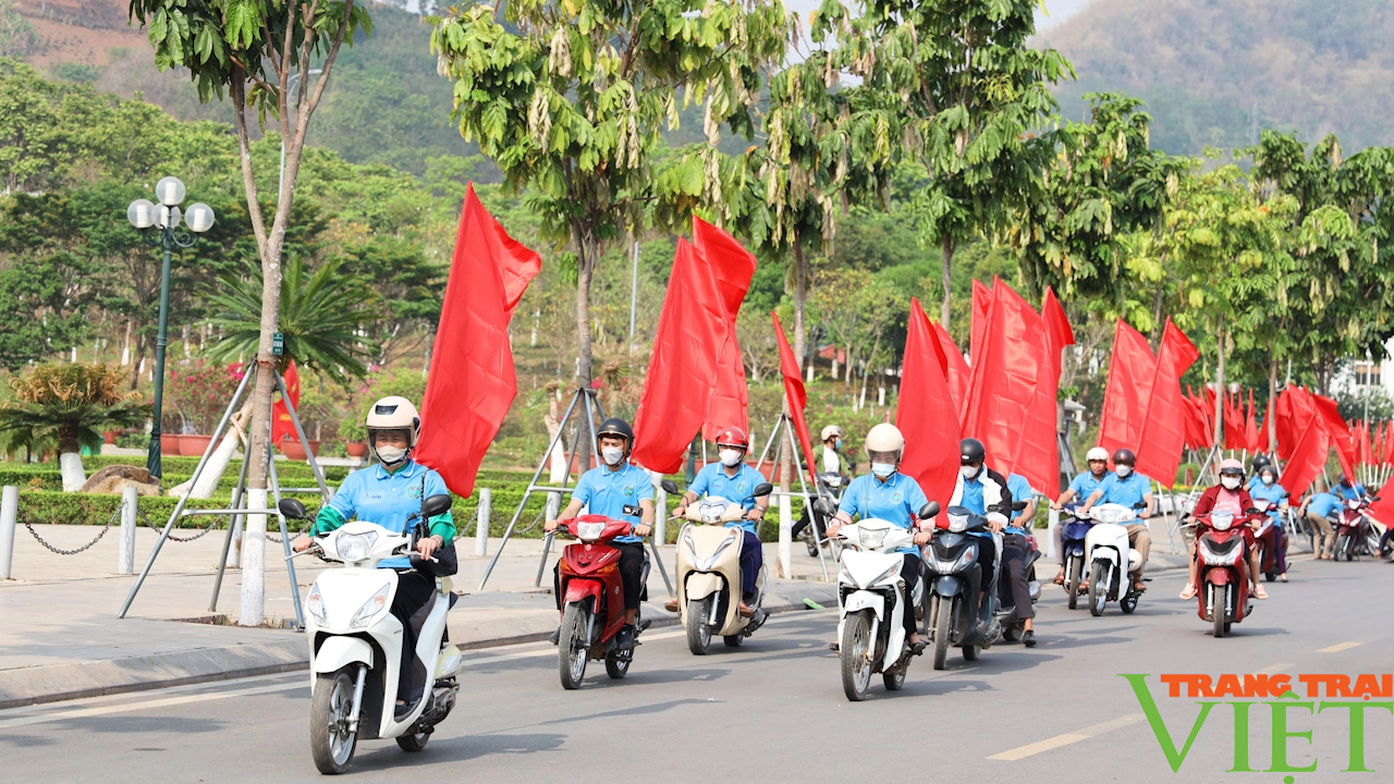 Sơn La: Đẩy mạnh sản xuất, kinh doanh nông sản, thực phẩm chất lượng an toàn vì người tiêu dùng - Ảnh 7. Sơn La: Đẩy mạnh sản xuất, kinh doanh nông sản, thực phẩm chất lượng an toàn vì người tiêu dùng - Ảnh 7.