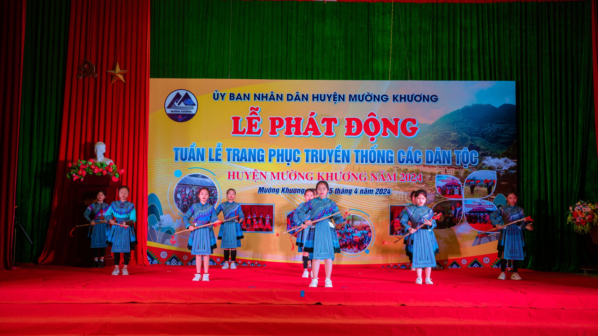 Tôn vinh nét đẹp, giá trị văn hóa trang phục các dân tộc Lào Cai- Ảnh 7.