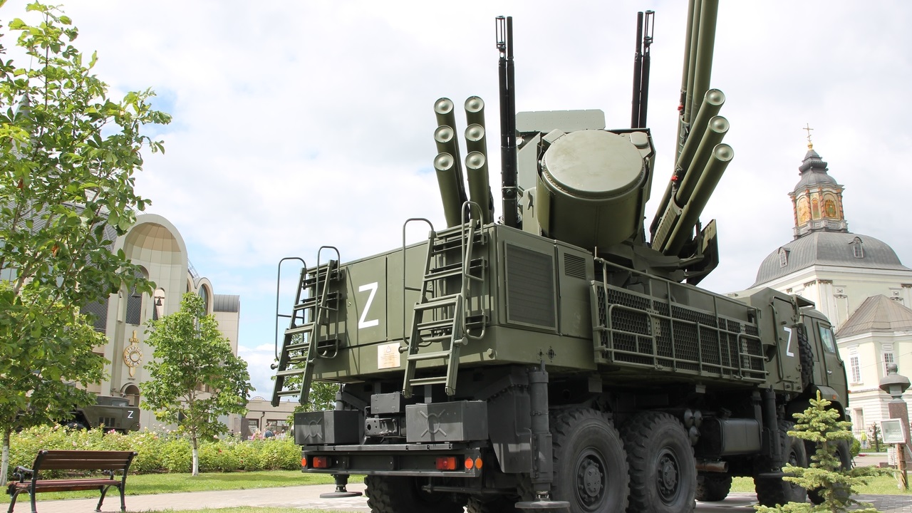 Nga tiết lộ 'lá chắn thép' hơn 50 hệ thống Pantsir để chống lại các cuộc tấn công chết chóc của Ukraine- Ảnh 1.