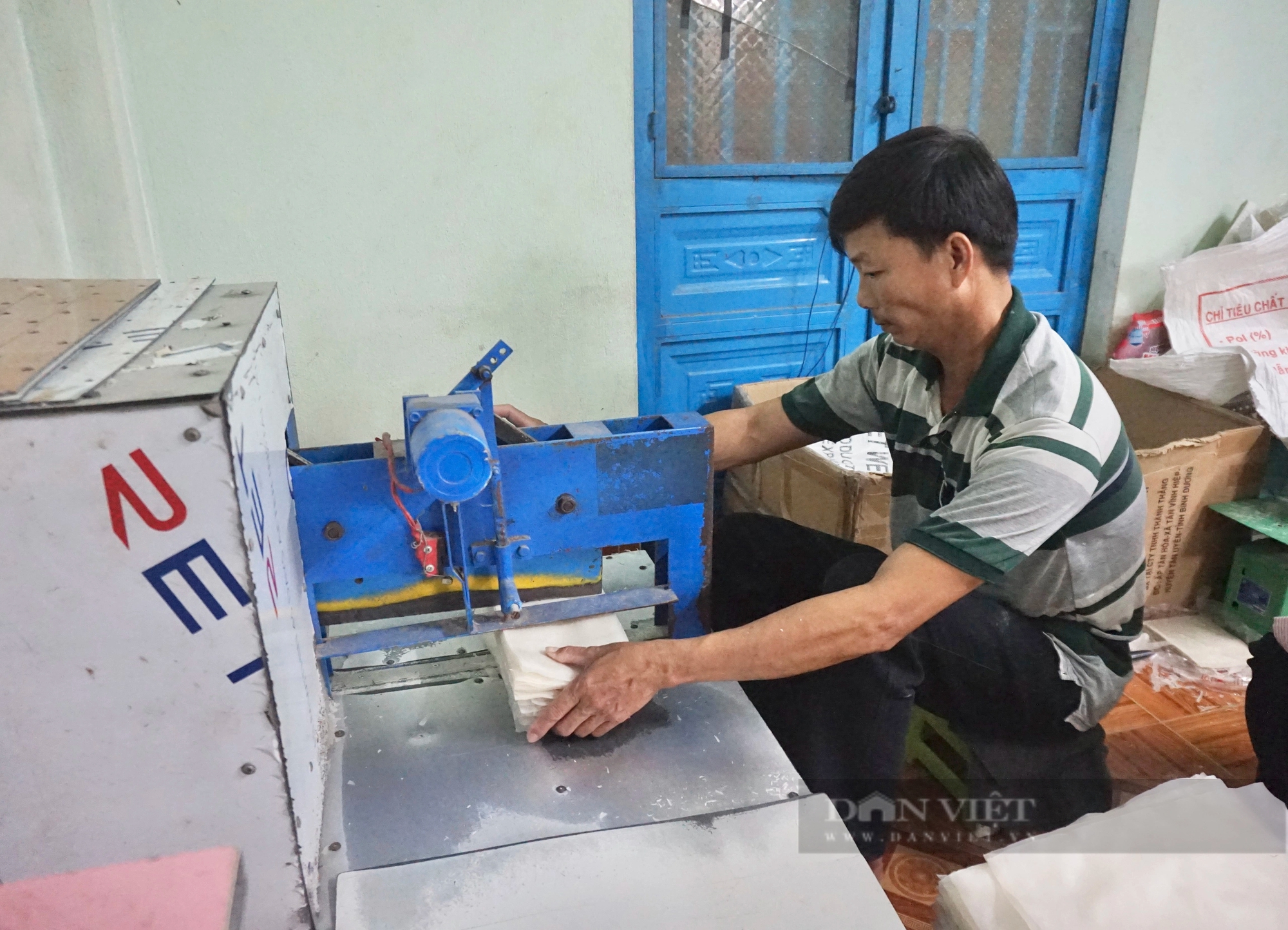 Đà Nẵng: Một kỹ sư cầu đường bỏ nghề về quê “đổi đời” nhờ nối nghề cha truyền- Ảnh 5.