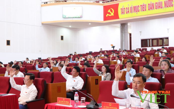 HĐND tỉnh Lai Châu: Thông qua 13 Nghị quyết tại kỳ họp thứ hai mươi- Ảnh 3. HĐND tỉnh Lai Châu: Thông qua 13 Nghị quyết tại kỳ họp thứ hai mươi- Ảnh 3.