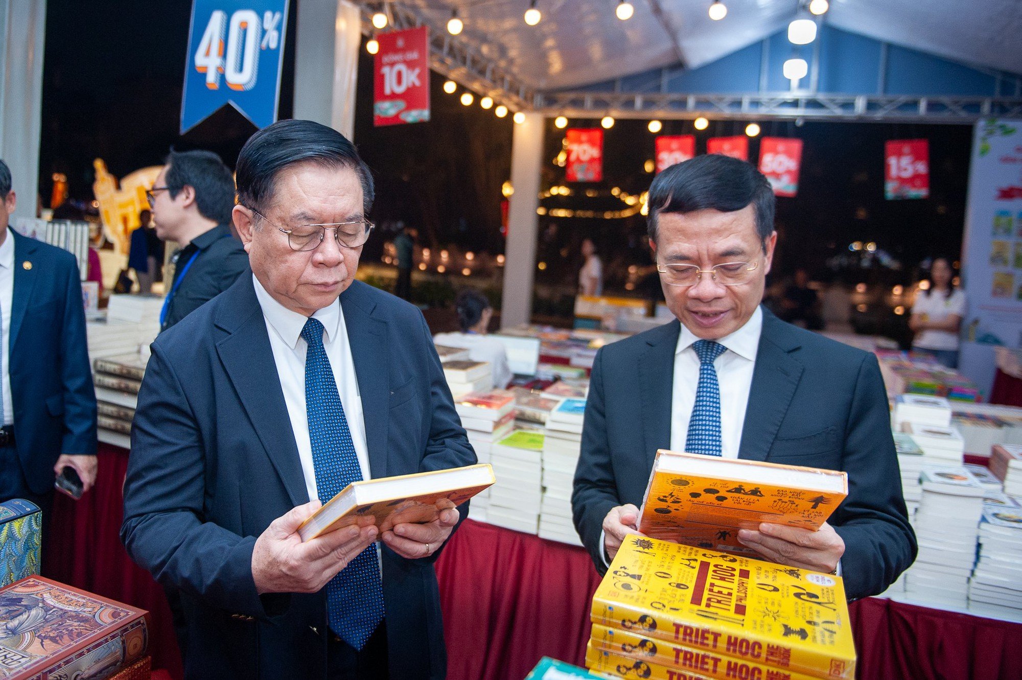 Khai mạc ngày Sách và Văn hóa đọc Việt Nam lần thứ 3 tại Văn Miếu - Quốc Tử Giám- Ảnh 2.
