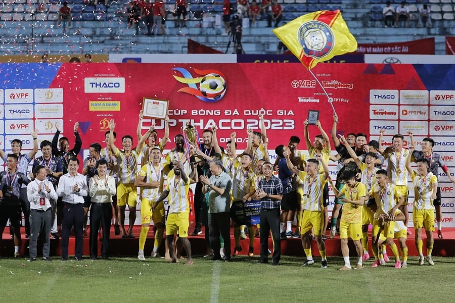 HLV Popov của Đông Á Thanh Hoá: “Hy vọng tôi sẽ ra đi trong danh dự"- Ảnh 2.