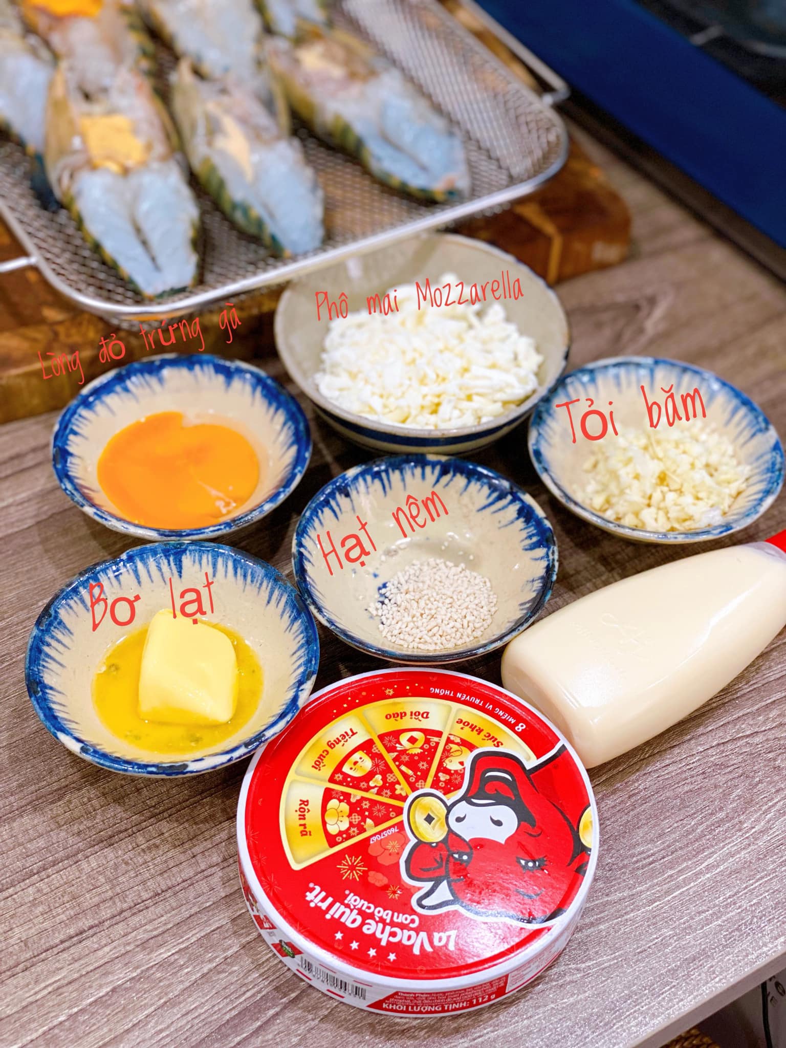 Cách làm tôm nướng pho mai béo ngậy, thơm nức- Ảnh 3. Cách làm tôm nướng pho mai béo ngậy, thơm nức- Ảnh 3.