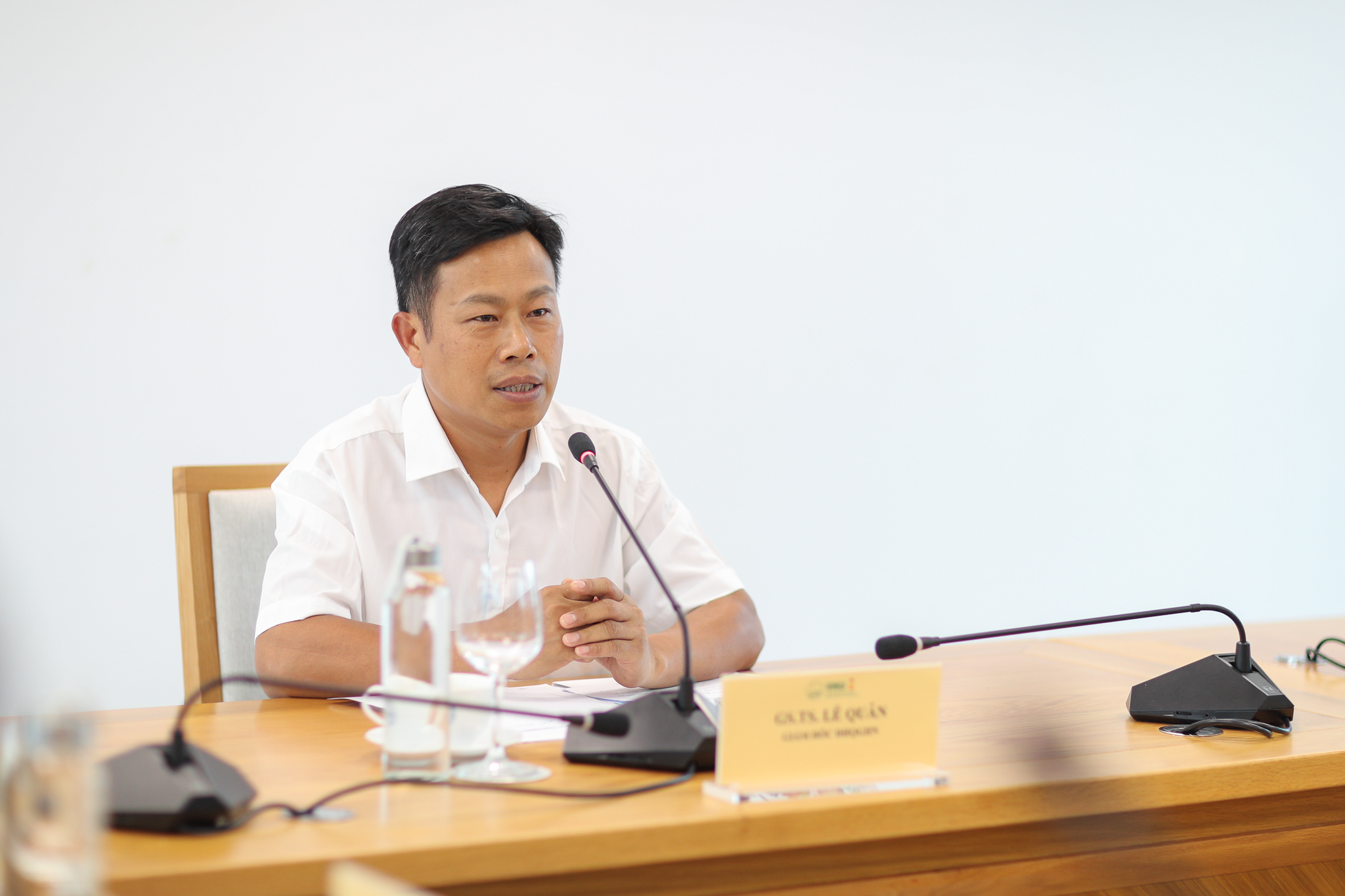 Cho học sinh THPT học tích lũy tín chỉ rút ngắn thời gian đại học: Lãnh đạo ĐHQGHN nói gì?- Ảnh 1.