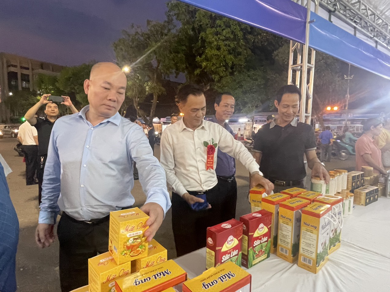 Hoạt động quan trọng nào đối với khu vực kinh tế hợp tác vừa được Liên minh Hợp tác xã tổ chức?- Ảnh 4.
