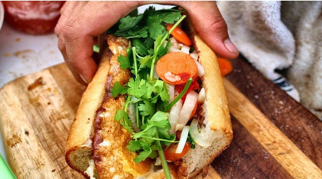 Chủ tiệm bán bánh mì que gây ngộ độc thực phẩm 23 người ở Quảng Ngãi bị xử phạt 90 triệu đồng- Ảnh 3.