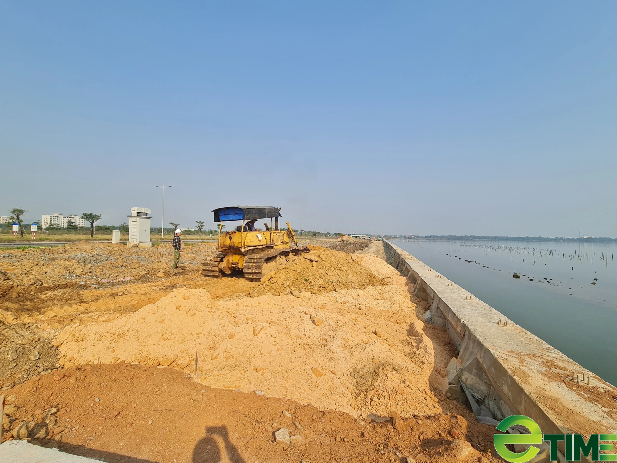 Sau phản ánh của Báo Dân Việt: Công ty 873 cam kết sớm hoàn thành kè Bến Ván, kè Tam Hải ở Quảng Nam- Ảnh 2. Sau phản ánh của Báo Dân Việt: Công ty 873 cam kết sớm hoàn thành kè Bến Ván, kè Tam Hải ở Quảng Nam- Ảnh 2.