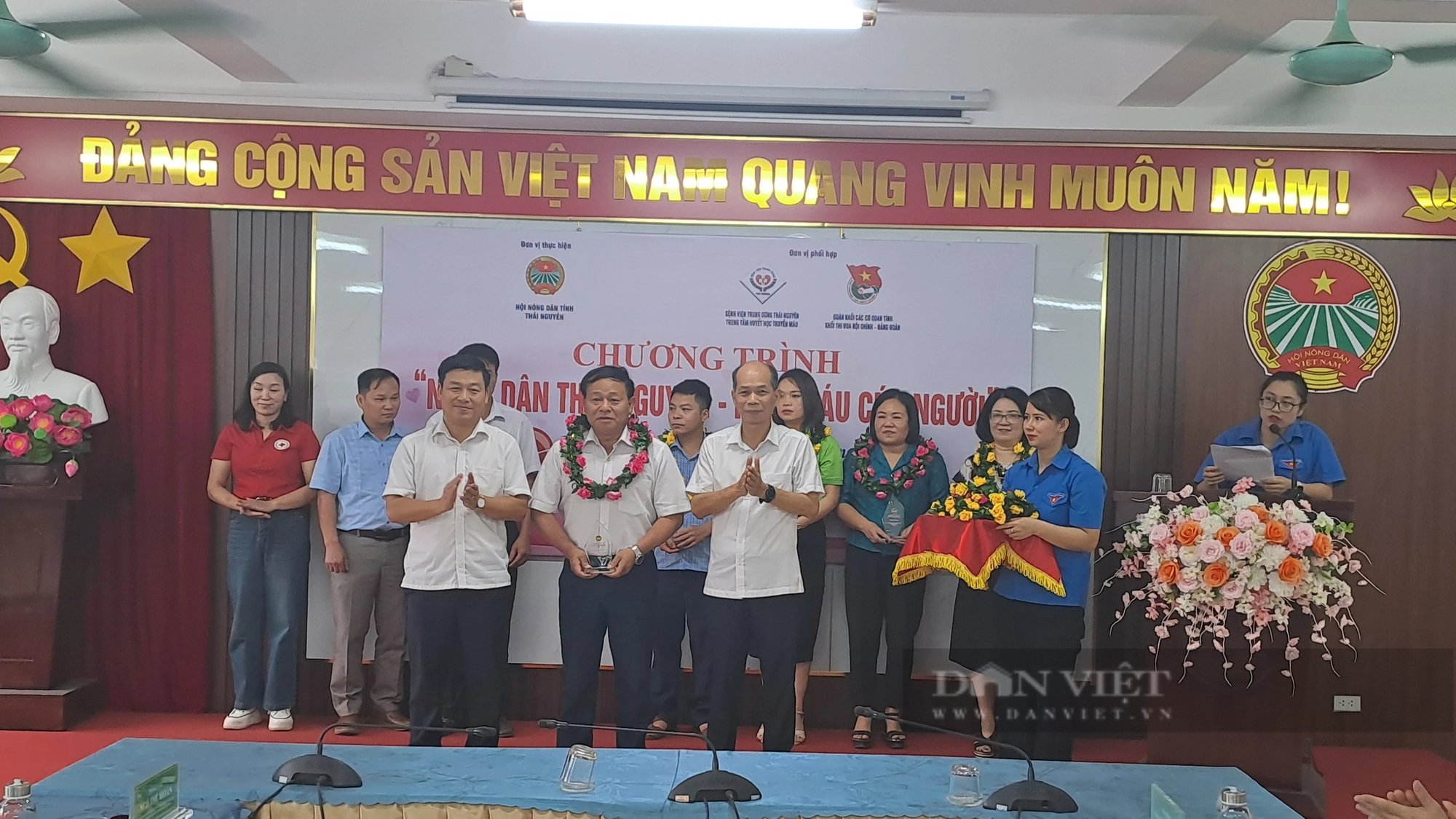 Cán bộ, hội viên nông dân Thái Nguyên tham gia hiến máu cứu người, nhiều điển hình được tuyên dương- Ảnh 3.