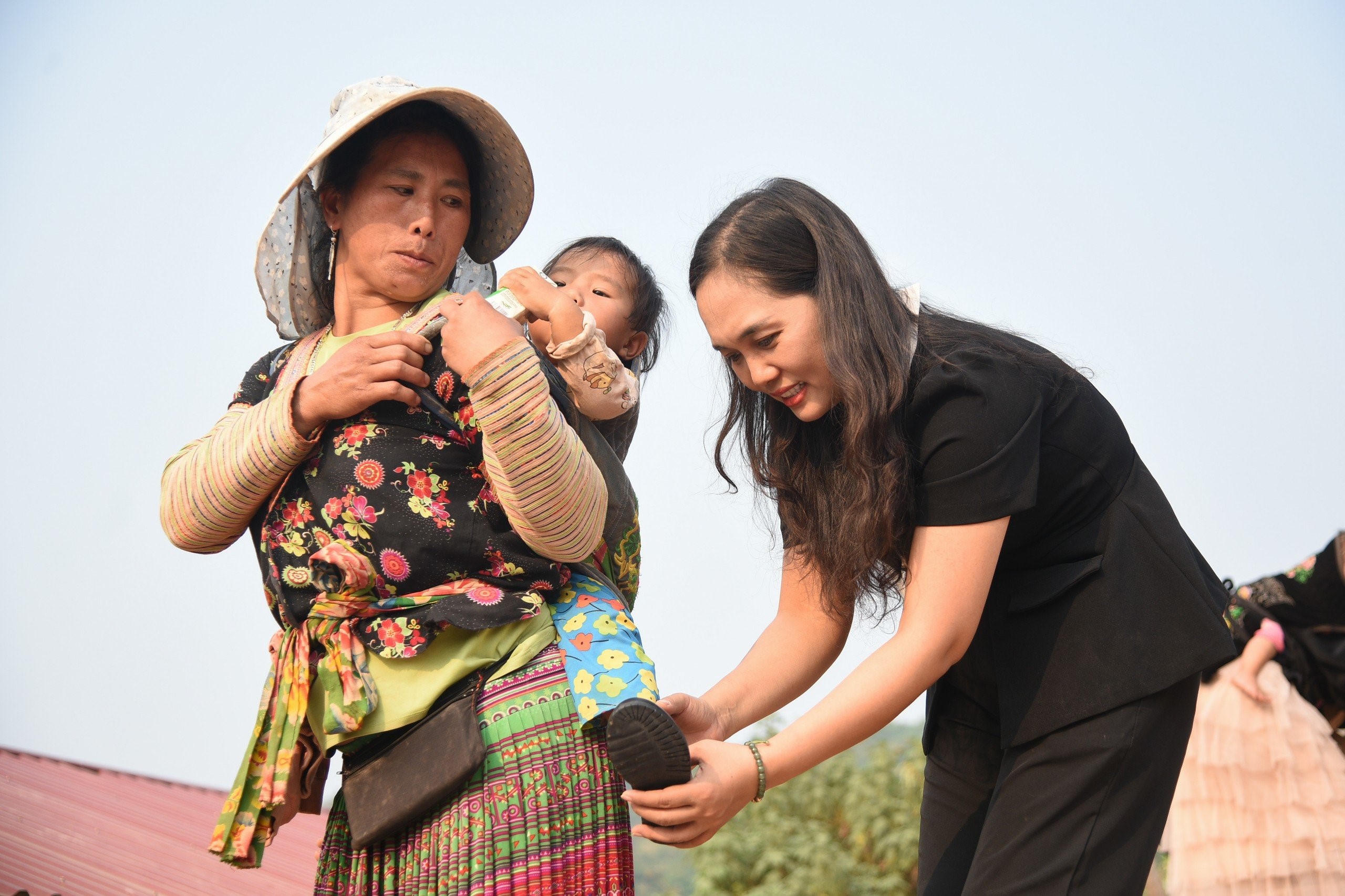 Hành trình chia sẻ yêu thương tháng 4- Ảnh 3.