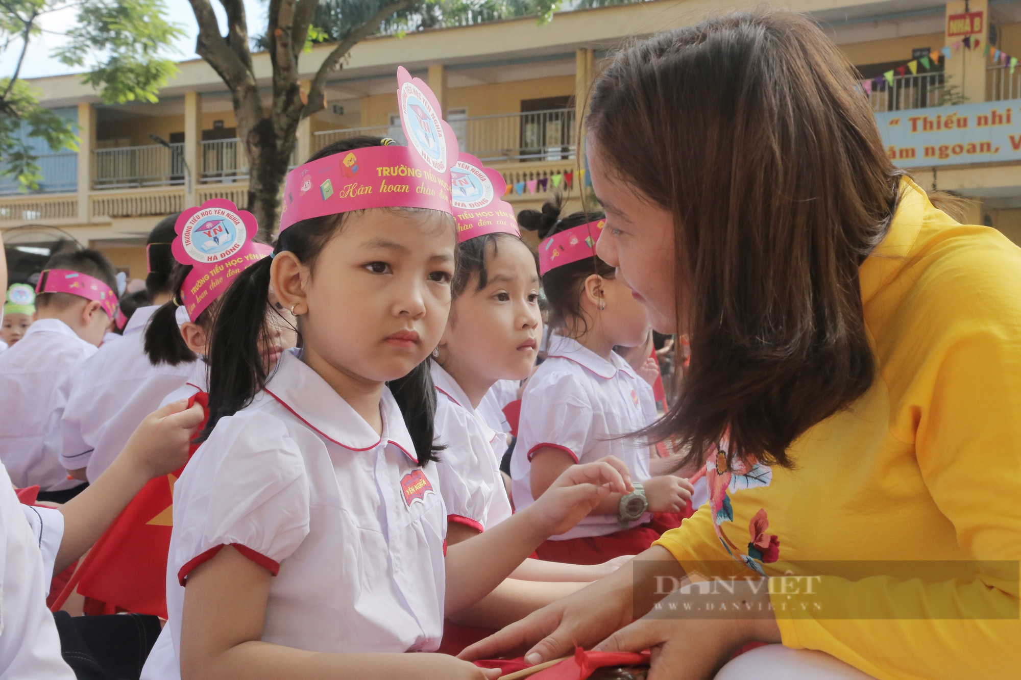 "Lương giáo viên xếp cao nhất 10 năm sau vẫn là tuyên ngôn", vì sao ngành Giáo dục không tuyển dụng, trả lương giáo viên?- Ảnh 2.